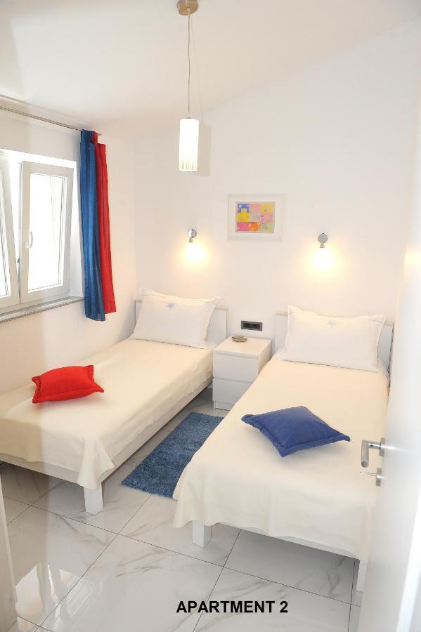 Ondina Apartments Pula Luaran gambar